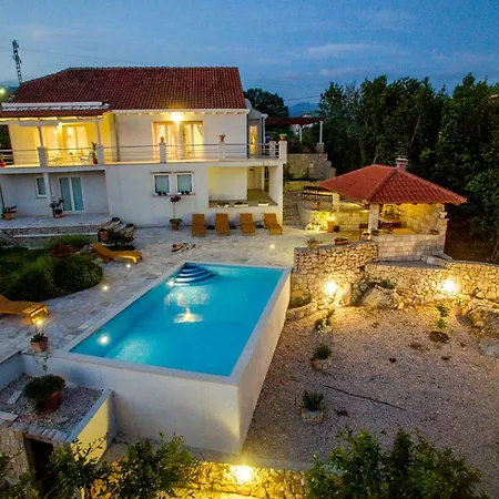 Sun Villa Čilipi
